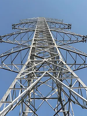 Proyectos de torres de transmisión de energía y telecomunicaciones