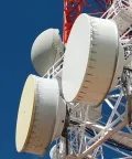 Torre de comunicación angular de acero de 3 patas