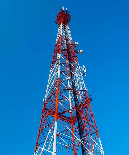 Torre de comunicación angular de acero de 4 patas