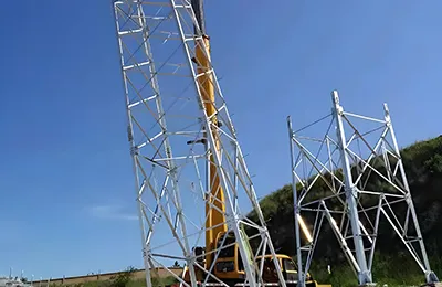 Torre angular de acero de 4 patas de 40m