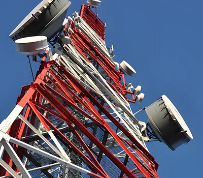 Torre de comunicación por microondas de 50m