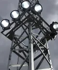 Torre de iluminación angular de acero de 4 patas