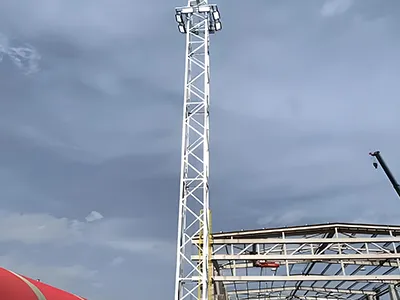 Torre de iluminación angular de acero de 4 patas